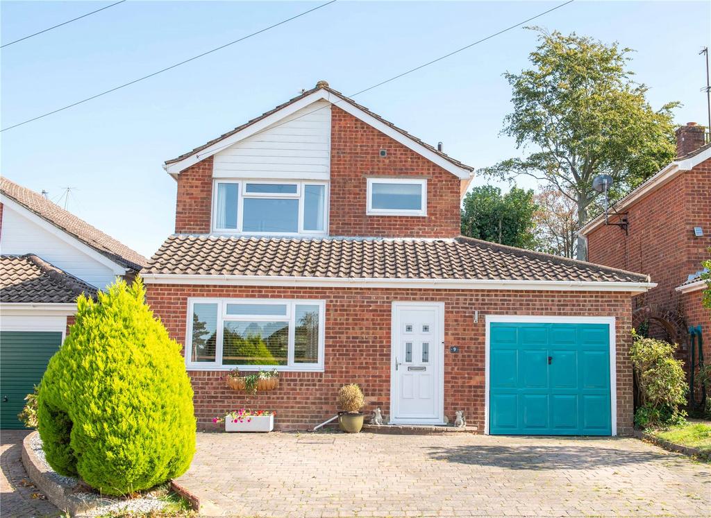 Browns Lane Uckfield East Sussex Tn22 3 Bed Detached House £495 000