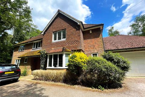 5 bedroom detached house to rent, Webb Road, Witley, Godalming, Surrey, GU8