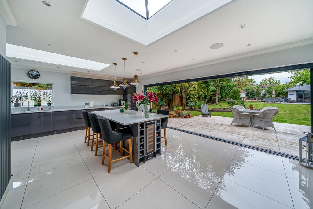 Oak End Way, Woodham, KT15 4 bed detached house £1,675,000