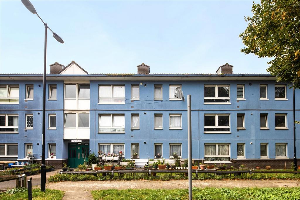Merganser Court, Edward Street... Studio £200,000