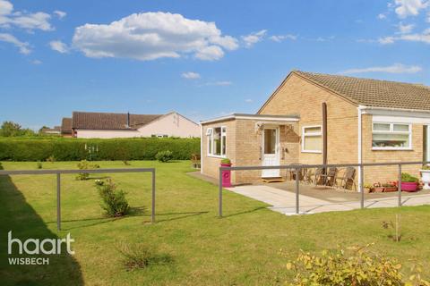 2 bedroom bungalow for sale, Spencer Close, West Walton