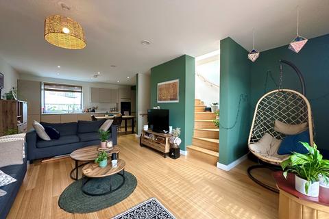 undefined, Solar Avenue, Leeds, West Yorkshire, LS9
