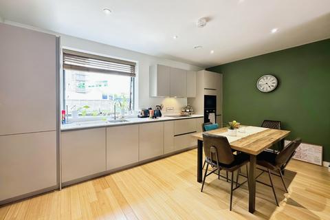 undefined, Solar Avenue, Leeds, West Yorkshire, LS9