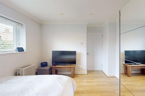 29 Methersgate, Basildon, SS14 2LS