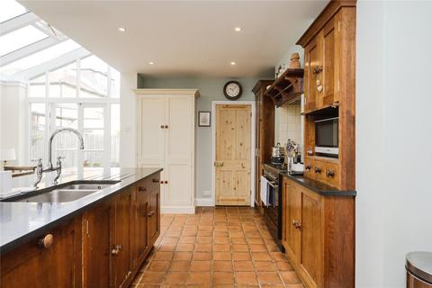 143 Kings Road, Kingston Upon Thames, KT2 5JE