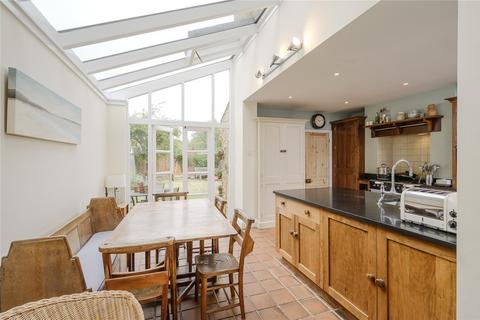 143 Kings Road, Kingston Upon Thames, KT2 5JE