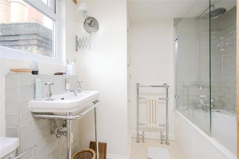 143 Kings Road, Kingston Upon Thames, KT2 5JE