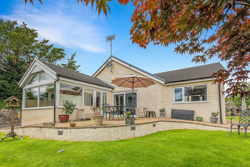 Storth Road, Milnthorpe, LA7 4 bed detached house for sale £675,000