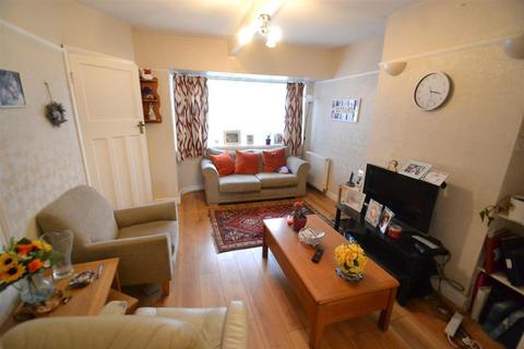 11 Swan Close, Feltham, TW13 6PA