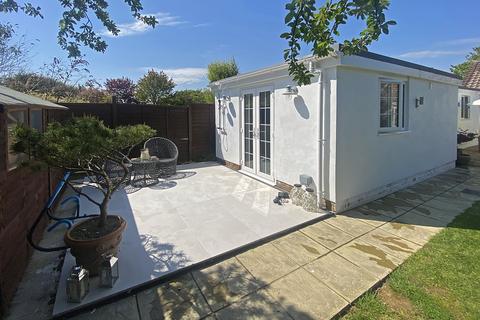 3 bedroom detached bungalow for sale, Queensmead, Pagham, Bognor Regis, West Sussex PO21