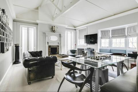 4 bedroom apartment to rent, North Audley Street, London