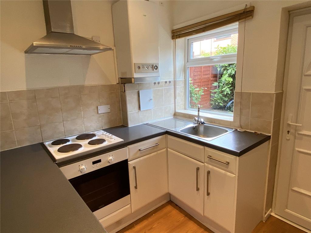 Mortimer Avenue, Healey, Batley, WF17 2 bed terraced house for sale £
