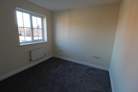 3 bedroom semi-detached house to rent, Claricoates Drive, Coddington, NG24