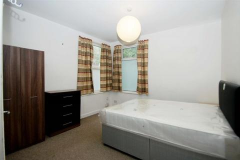 1 bedroom flat to rent, Heathfield Terrace, Headingley, Leeds, LS6