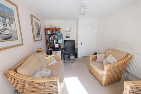 732 Foxhall Road, Ipswich, IP4 5TE