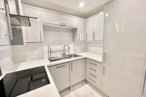 undefined, Apartment 1a The Hamptons