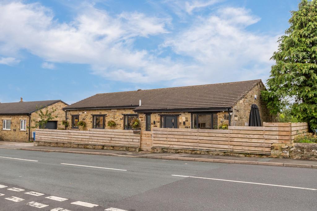 Fellcroft, 16 Main Street, Ingleton, LA6 3HF 5 bed detached house for