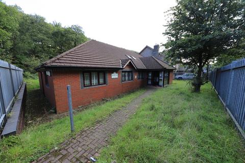 5 bedroom bungalow for sale, Deri, Bargoed CF81