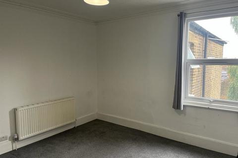 2 bedroom flat to rent - Chamberlayne Road, London NW10
