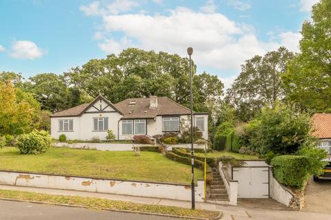 21 Downsview Road, London, SE19 3XD