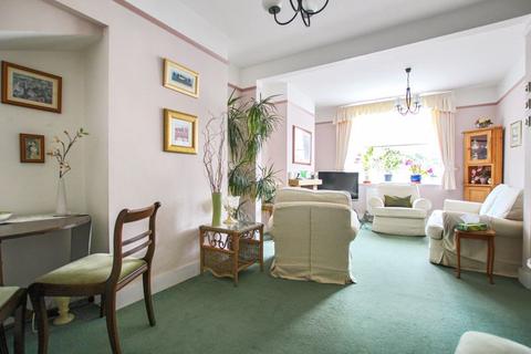 1, Pelham Cottages Vicarage Road, Bexley, DA5 2AN