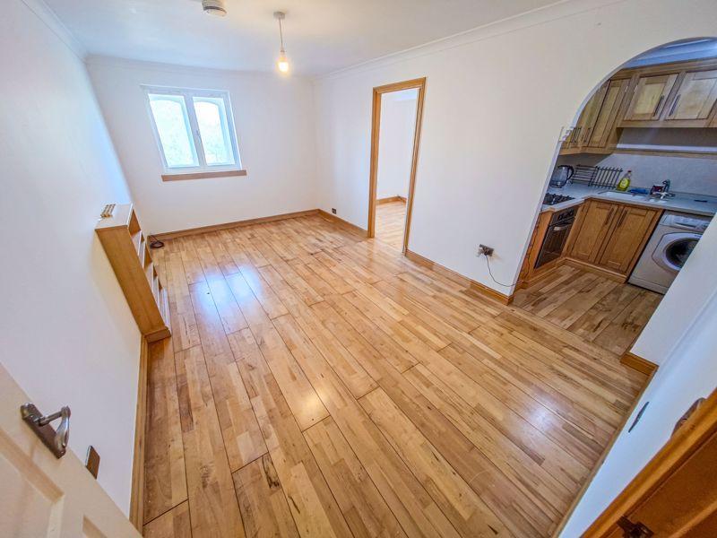 Dunlop Close, Dartford 1 bed apartment for sale £130,000