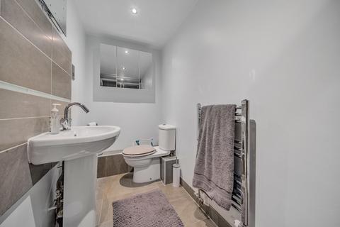 5, Summerhill Court, 5 Monk Bridge Road, Leeds, LS6 4DR
