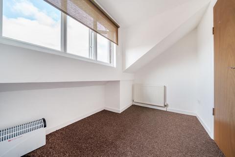12 Thornville Grove, Leeds, LS6 1JU