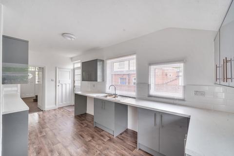 81 The Turnways, Leeds, LS6 3DT