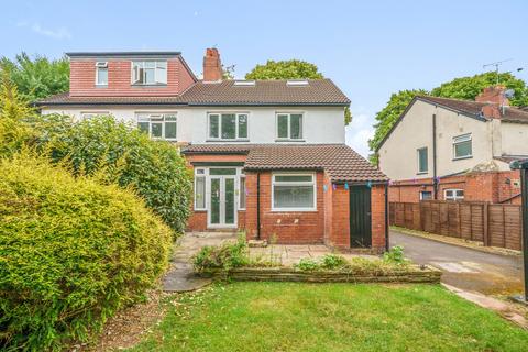 81 The Turnways, Leeds, LS6 3DT