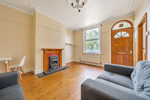 16 Haddon Place, Leeds, LS4 2JU