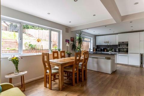 140 Maylands Drive, Sidcup, DA14 4RL