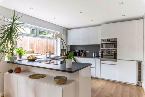 140 Maylands Drive, Sidcup, DA14 4RL
