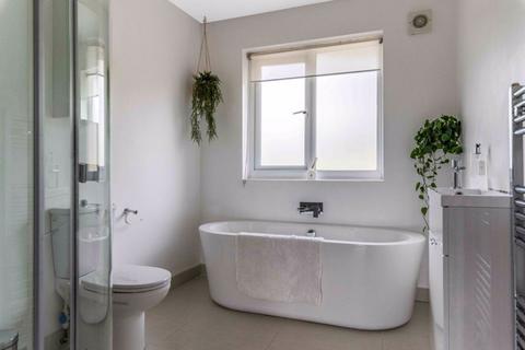 140 Maylands Drive, Sidcup, DA14 4RL