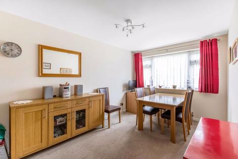 21 Lyminge Close, Sidcup, DA14 6RE