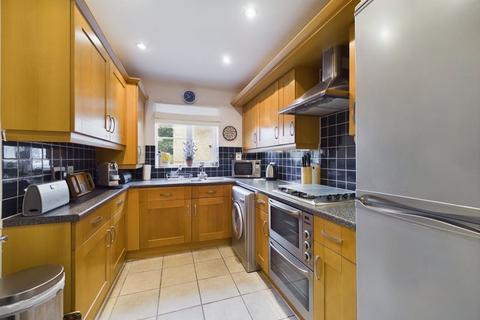 19 Coldstream Road, Caterham, CR3 5ZA