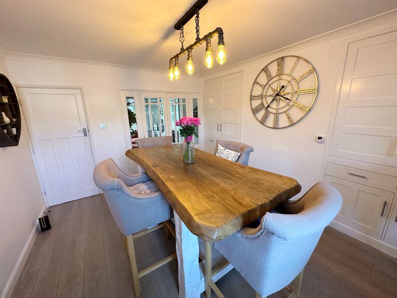 South Parade, Grantham 3 bed end of terrace house for sale £178,000