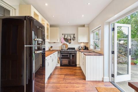 50 Bottrells Lane, Chalfont St Giles, HP8 4EJ