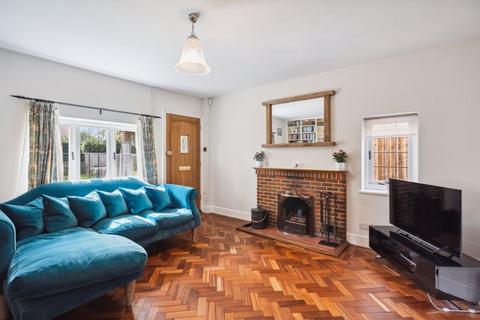 50 Bottrells Lane, Chalfont St Giles, HP8 4EJ