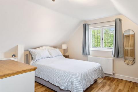 50 Bottrells Lane, Chalfont St Giles, HP8 4EJ