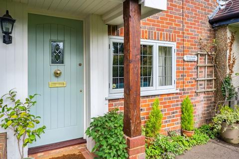 50 Bottrells Lane, Chalfont St Giles, HP8 4EJ