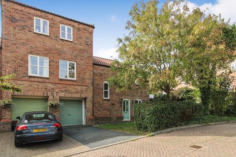 3 bedroom semi-detached house for sale, East View Court, Goldsborough, Knaresborough, North Yorkshire, HG5