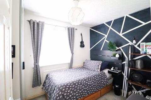 7 Campion Close, Rush Green, Romford, RM7 0WX