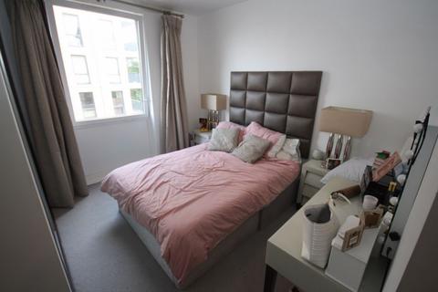 2 bedroom apartment for sale, Holman Drive, Southall