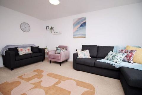 3 bedroom house to rent, Ebbw House