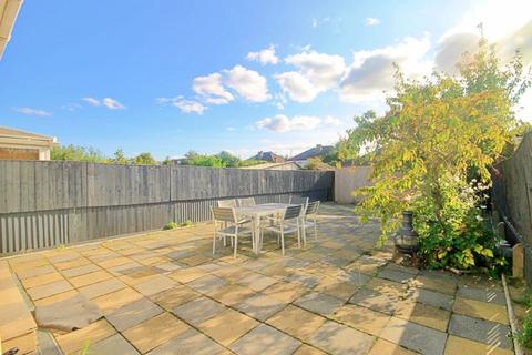 54 Daryngton Drive, Greenford, UB6 8BL