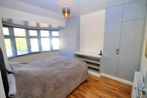 54 Daryngton Drive, Greenford, UB6 8BL