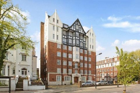 Studio to rent, Mortimer Court, Abbey Road, NW8