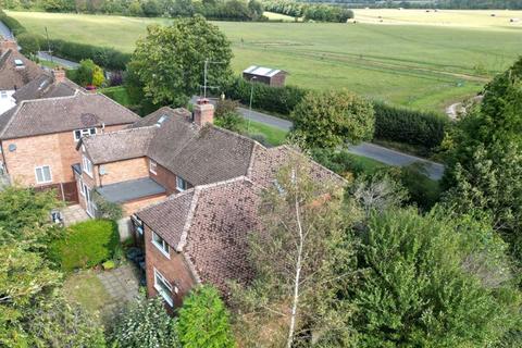 3 bedroom semi-detached house for sale, Lodge Lane, Chalfont St. Giles