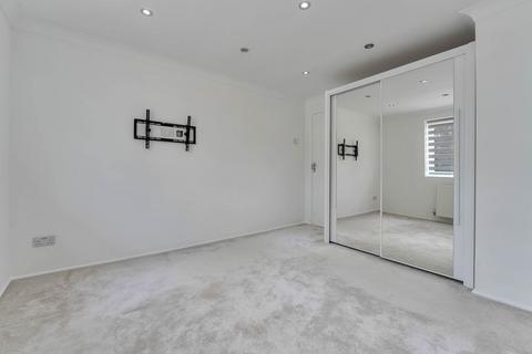 142 Arundel Road, Walton, Peterborough, PE4 6JQ